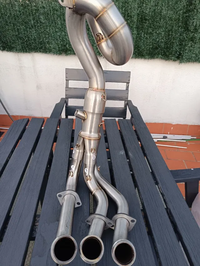 Colectores de escape Yamaha MT09, FZ09, FJ09 900