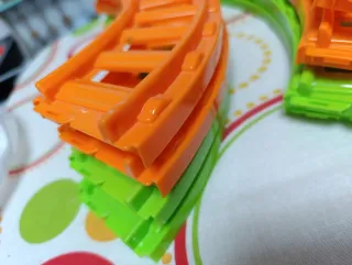 Tren de juguete con luces y sonidos .nuevo