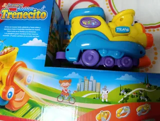 Tren de juguete con luces y sonidos .nuevo