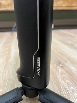 Estabilizador Gimbal Moza Air 2 + Moza iFocus