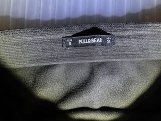 Falda Pull and Bear dorada y rosa