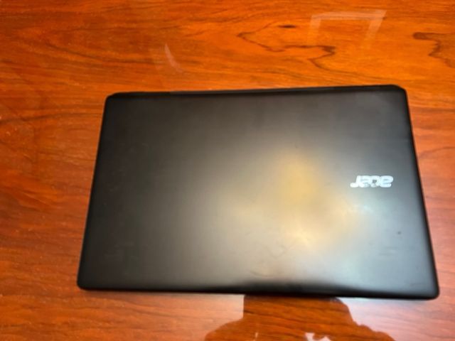 Portátil Acer i7 12GB RAM Nero