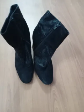 Botines rojos de fiesta n37 Botas otras n 39