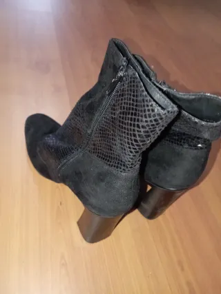 Botines rojos de fiesta n37 Botas otras n 39