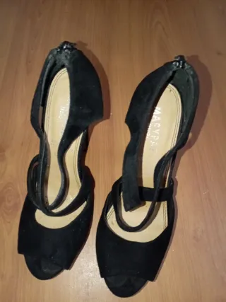 Botines rojos de fiesta n37 Botas otras n 39