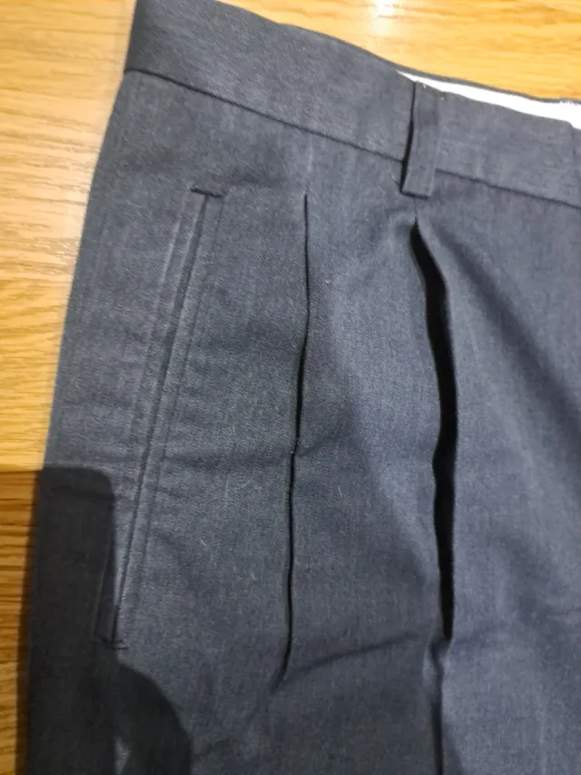 Pantalón vestir Celio gris talla 46