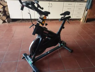 Bicicleta de Spinning Negra
