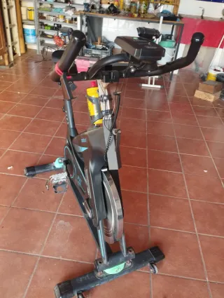 Bicicleta de Spinning Negra