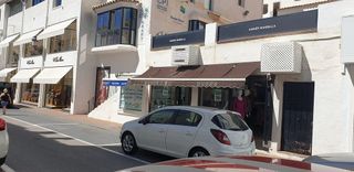Garaje en venta en Puerto Banús en Marbella