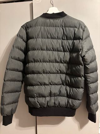 Abrigo SikSilk Talla S, sin usar.