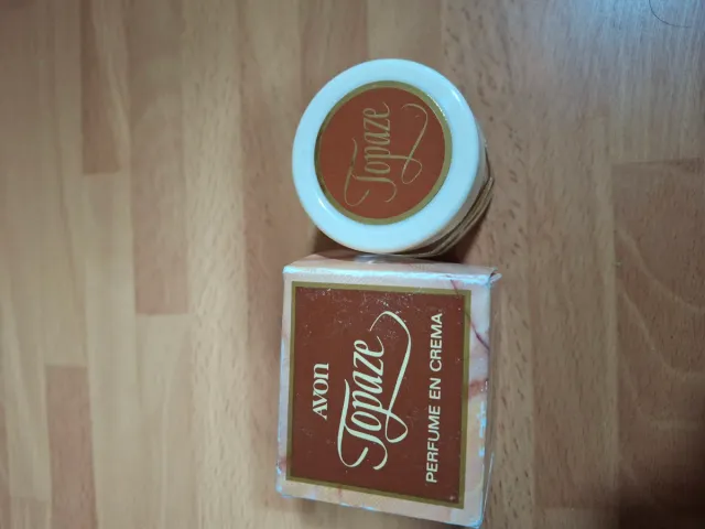 Avon Topaze Perfume En Crema Vintage