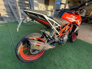 KTM DUKE 390