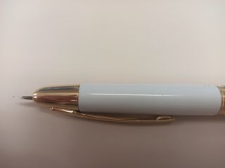 Pluma Moonman A1 capless