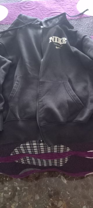 Chaqueta deportiva Nike auténtica