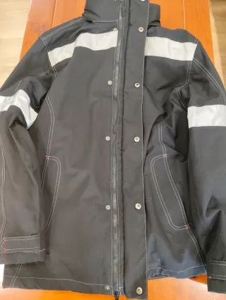 Chaqueta reflectante polar negra