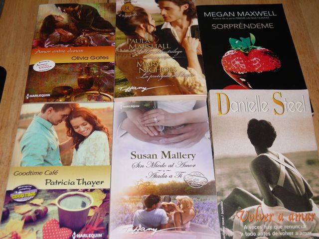 Pack de 6 libros de literatura romántica.