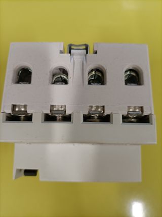 Interruptor Diferencial Siemens 40A 300mA 4p AC