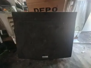 Trampilla maletero VW Touareg