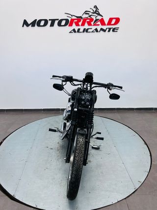 Harley Davidson 1200 Custom