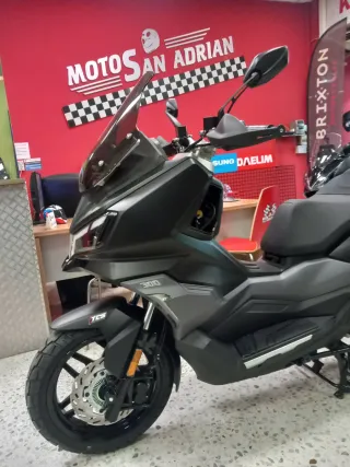 SYM ADX 300 ABS Scooter