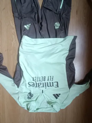 Conjunto Entrenamiento Real Madrid Adidas 25/26
