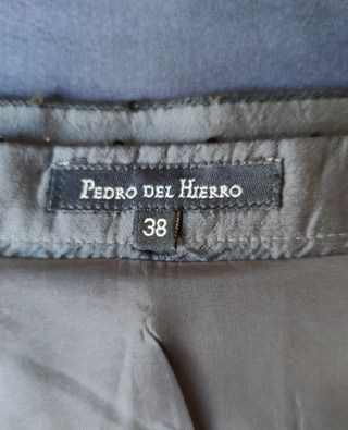 Falda Pedro del Hierro negra