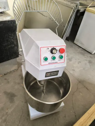 Amasadora Industrial MALKA 32 Kg