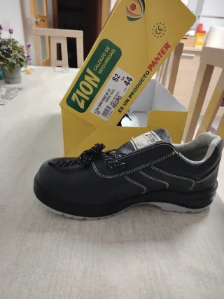Zion Calzado de Seguridad Talla 44