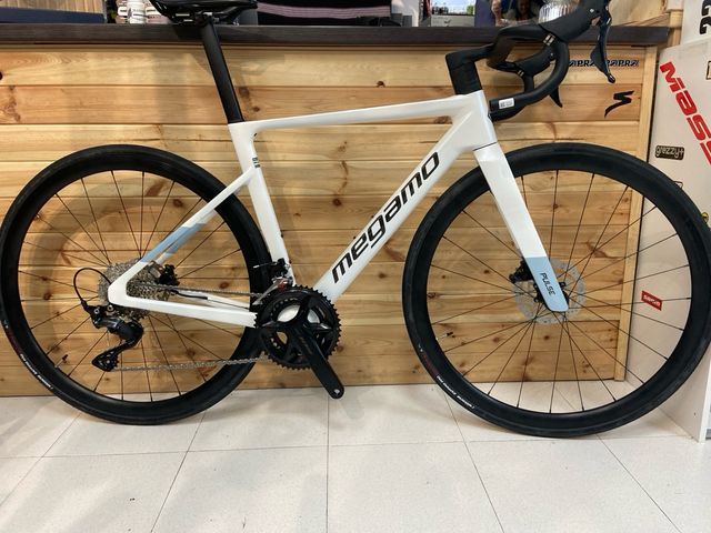 Bicicleta Carretera MEGAMO PULSE