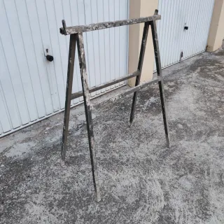 Caballete metálico de obra