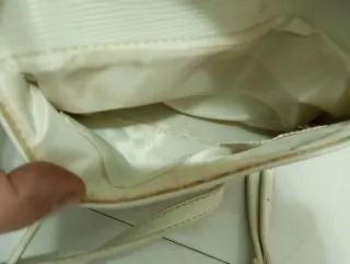 Borsetta bianca con tracolla