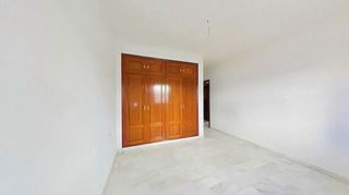 Piso en venta en Colores - Entreparques en Sevilla