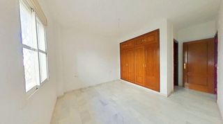 Piso en venta en Colores - Entreparques en Sevilla