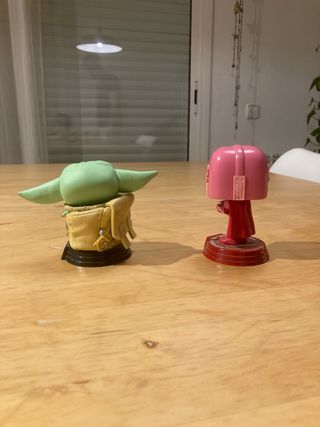 Funko Pop Star Wars Baby Yoda y Mandalorian
