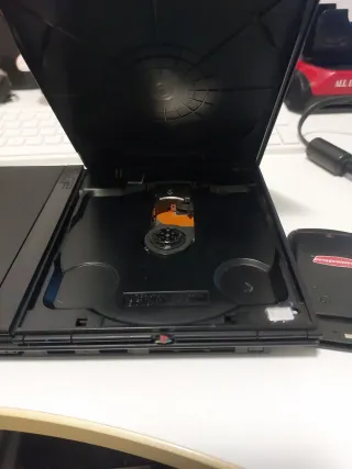 Consola PS2 Slim Negra + Mando inalambrico