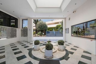 Piso en venta en Puerto Banús en Marbella