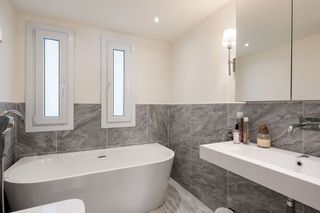 Piso en venta en Puerto Banús en Marbella