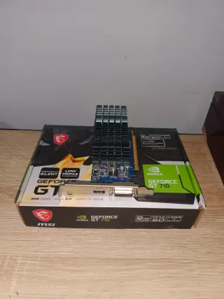 Lote electrónica ASUS y MSI