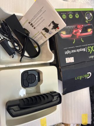 Meilan X5 Luce LED Bici con Laser