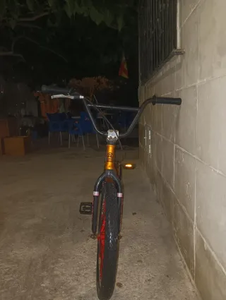 Bicicleta BMX Naranja
