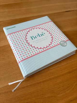 Lote de libro thermomix y accesorios
