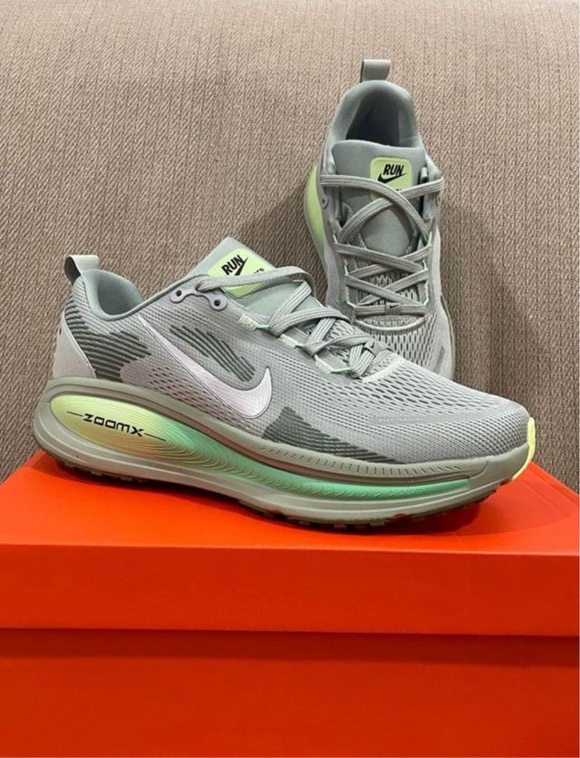Nike Vomero 18