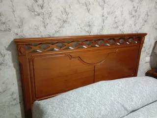 Cabecero de cama de matrimonio de madera