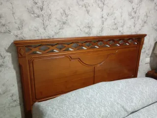 Cabecero de cama de matrimonio de madera