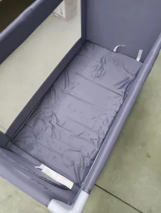 Cuna de viaje plegable