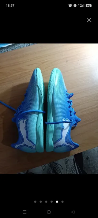 Botas de fútbol Puma nuevas