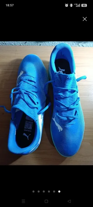 Botas de fútbol Puma nuevas