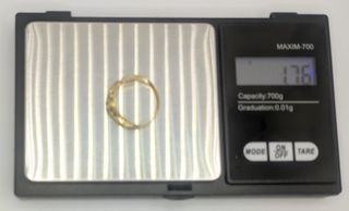 Anillo de oro de 18k con circonita, 1.76 g, T-21.