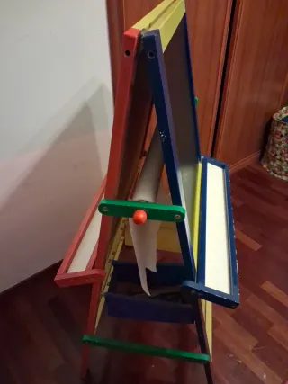 Pizarra infantil de madera