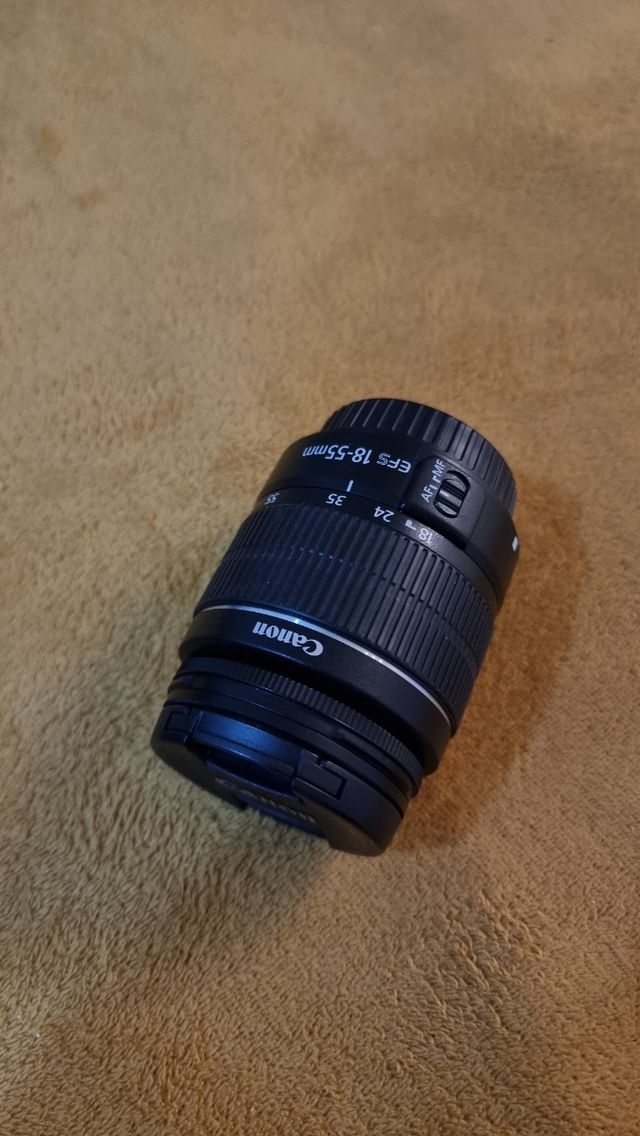 Canon EOS 1200D + Objetivo 18-55mm